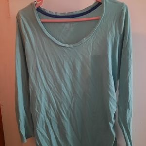 Long sleeved maternity top